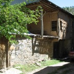 02. Enver Gökçe'nin evi - Çit köyü Haziran 2008.jpg